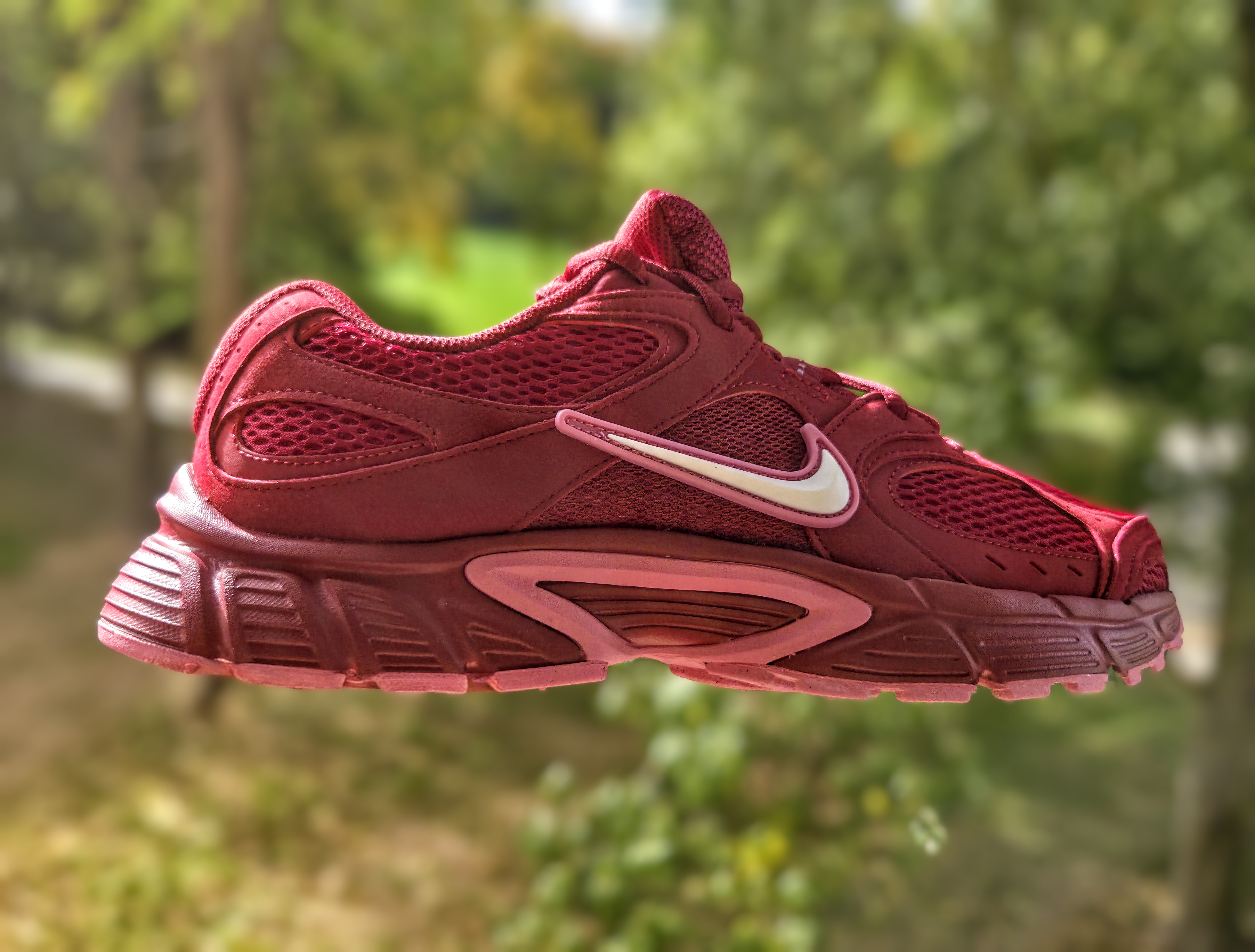 Nike V5 RNR – Team Crimson / Soft Pearl-Peony, Vel.42,5 – fotografie 1
