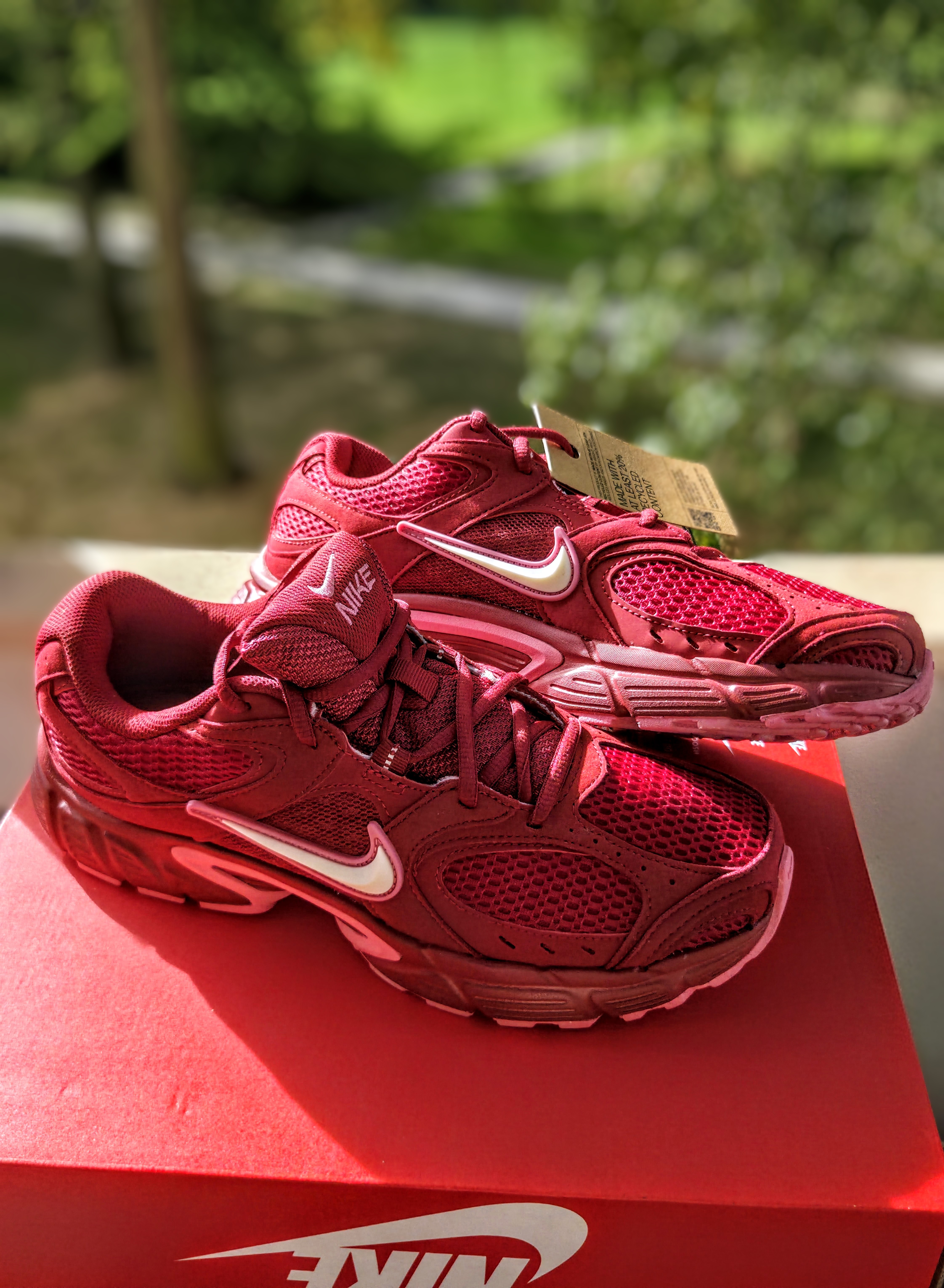 Nike V5 RNR – Team Crimson / Soft Pearl-Peony, Vel.42,5 – fotografie 2