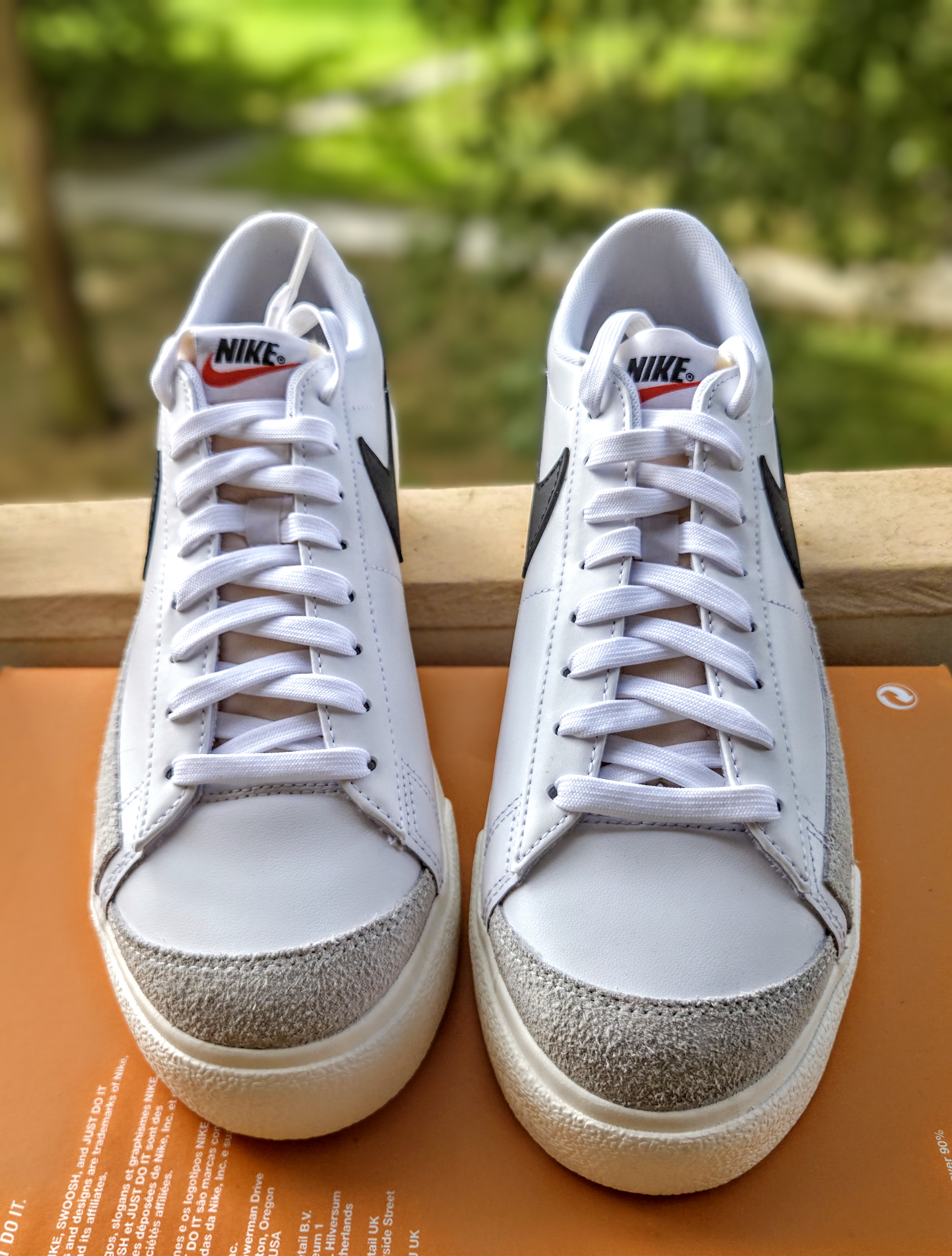 Nike Blazer Low Platform – White/Black-Sail-Team Orange, Vel. 44 – fotografie 3