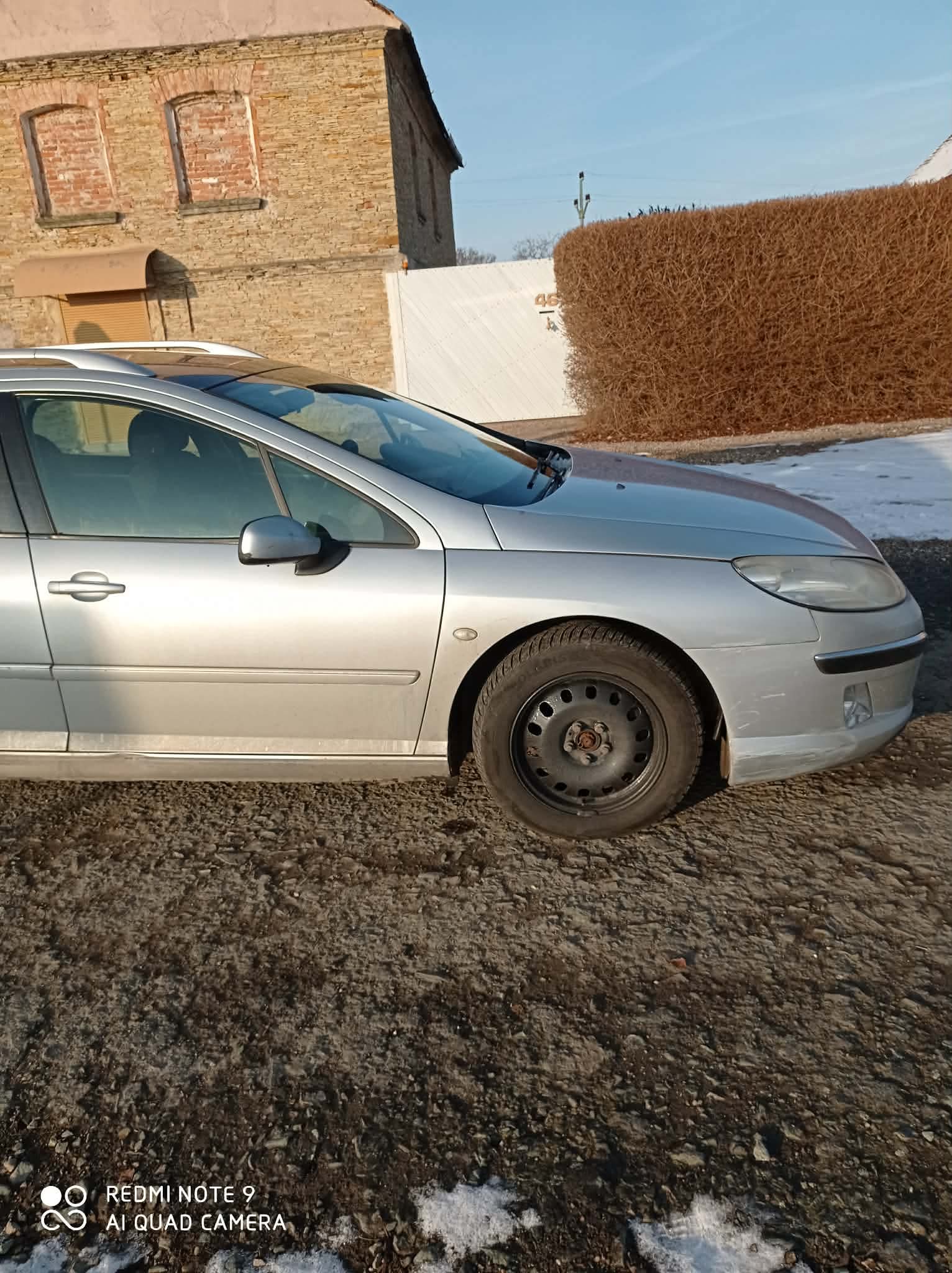 Peugeot 407 SW stříbrné barvy – fotografie 2